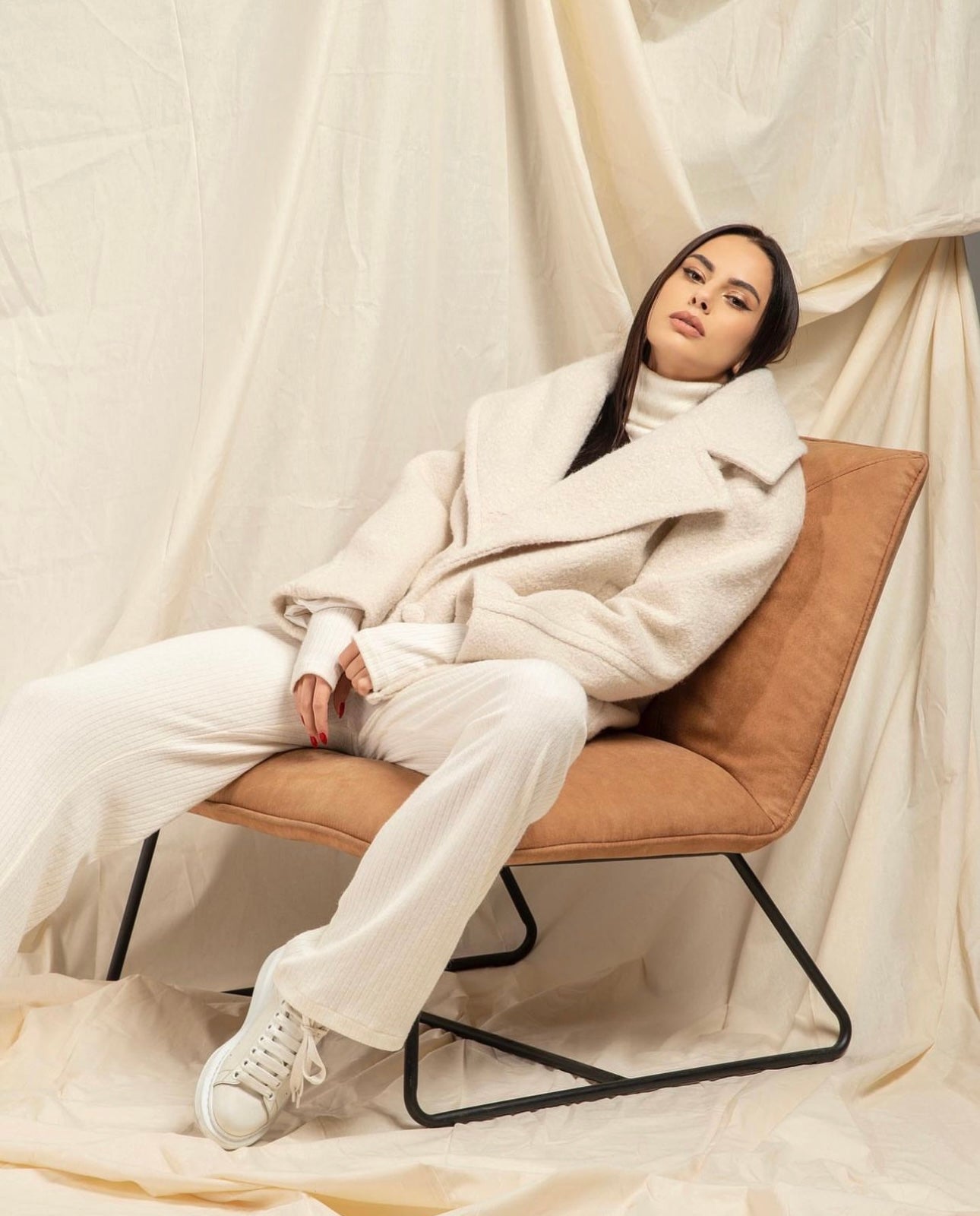 Cloud White Палто