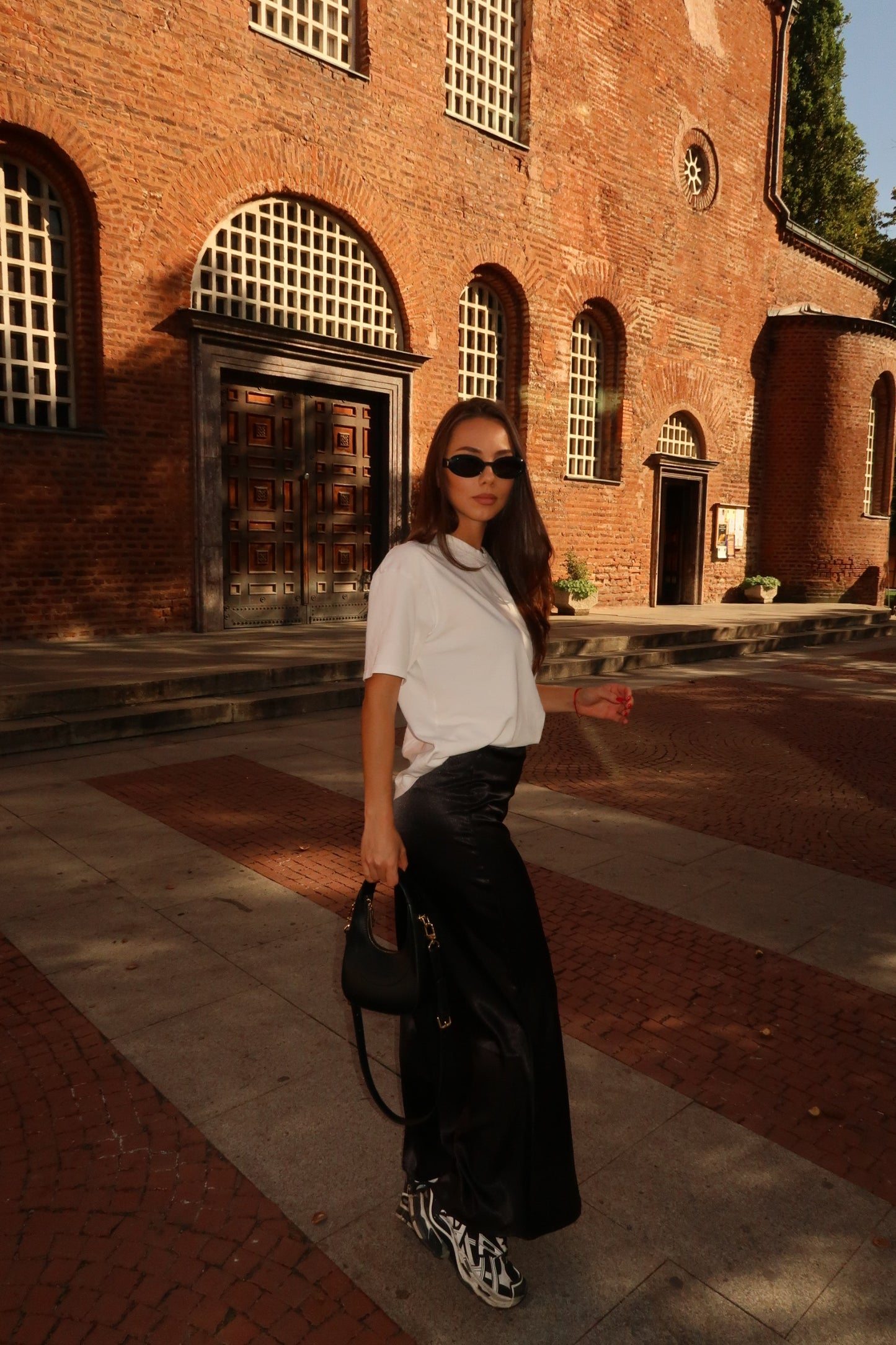Пола “Satin Maxi Skirt in Black”